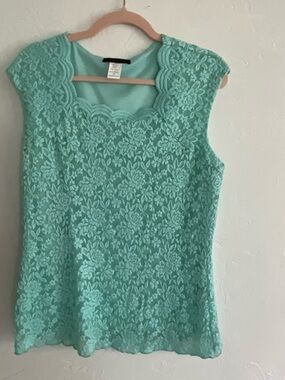 Jennie & Marlis Mint Green Floral Lace Scalloped Neck Top XL